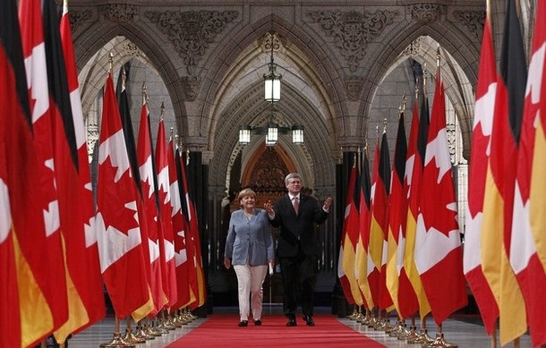 Merkel visita Canadá