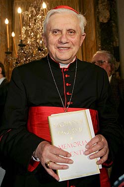 El cardenal Joseph Ratzinger