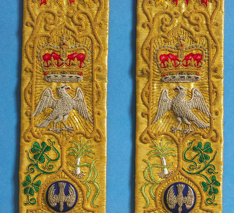 Estola 3