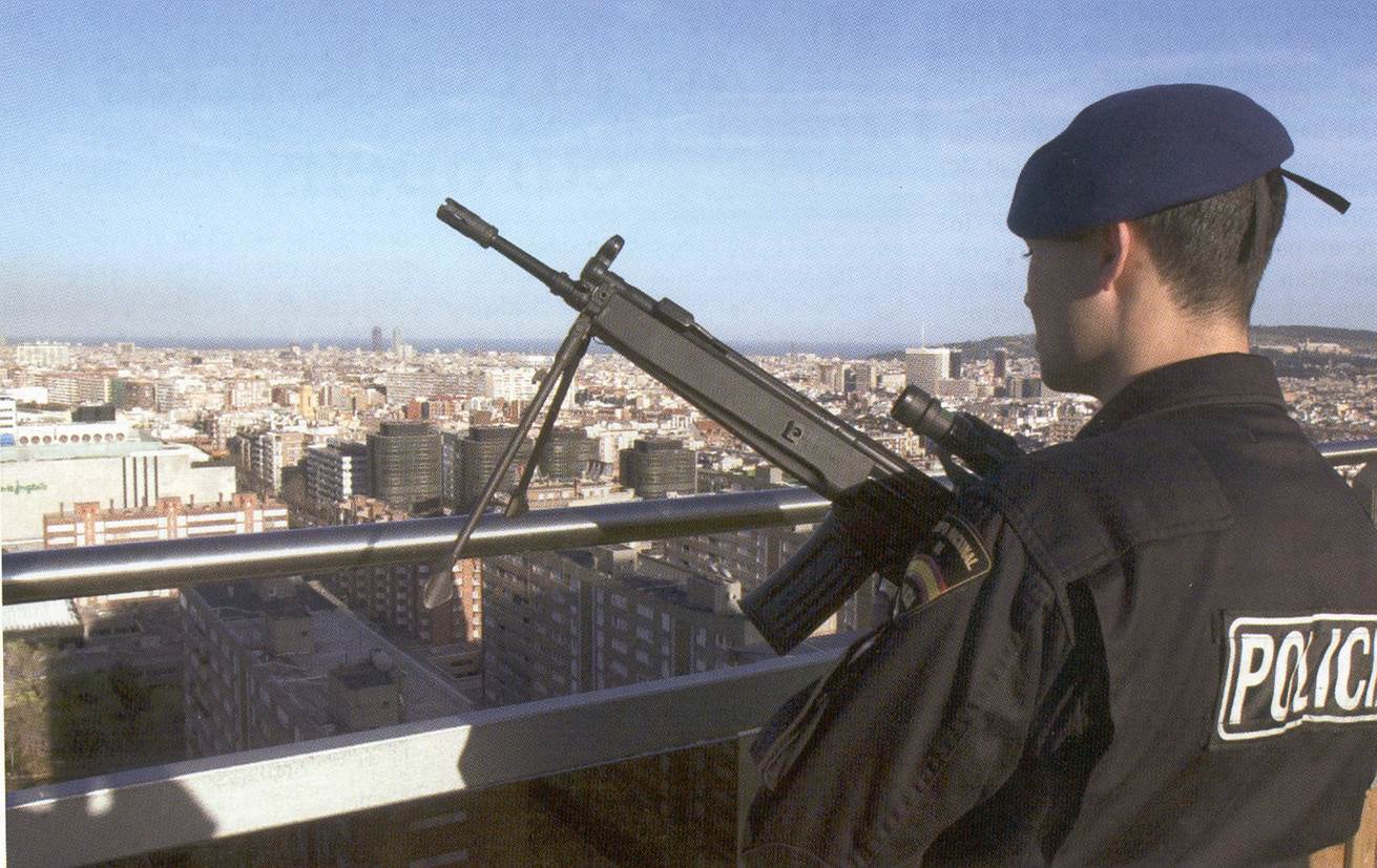 Policía