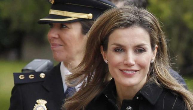 Dª Letizia llega al Senado