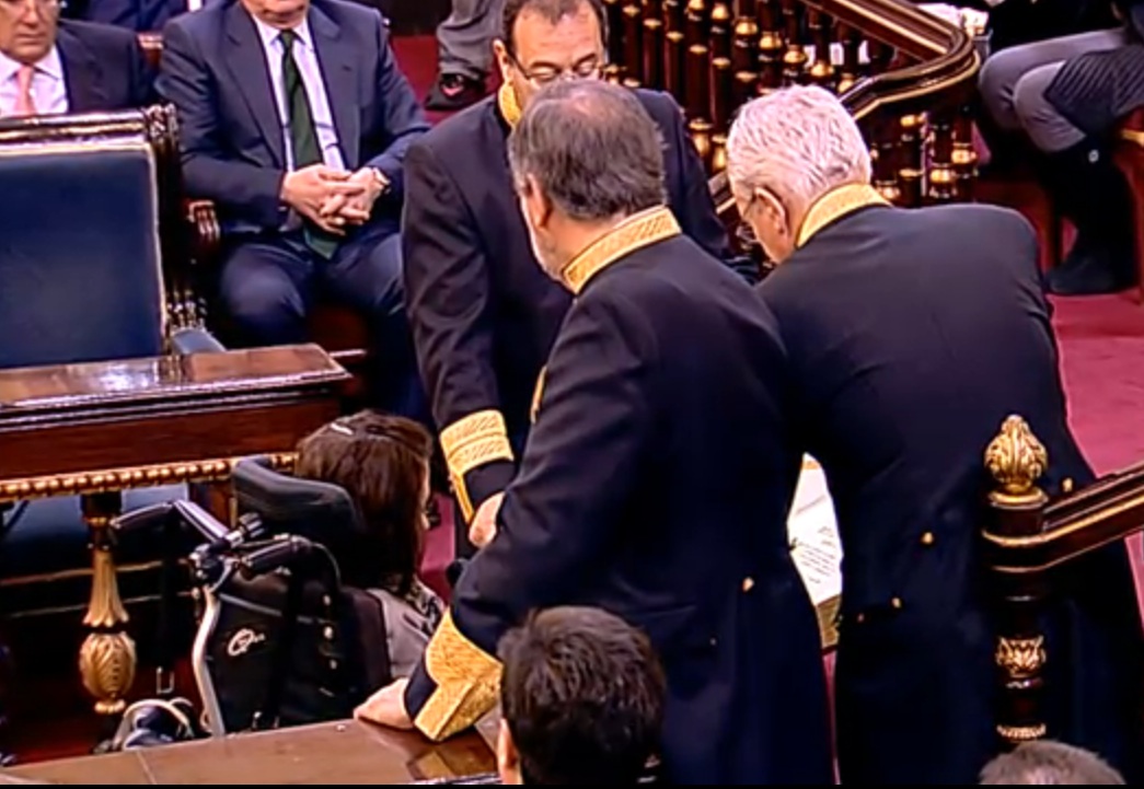 Senado acatacion silla