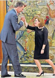 resumen Soraya S. de Santamaría saluda a Felipe VI