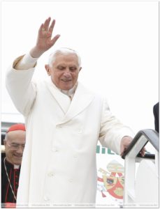 Benedicto_XVI_Spain_001
