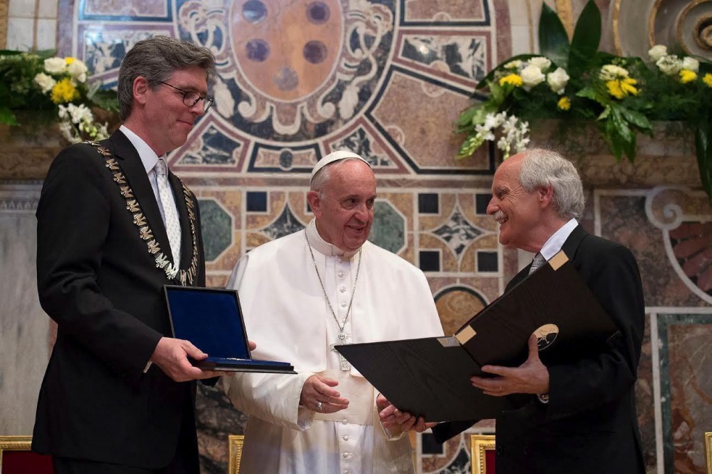 VATICANO-PREMIO-CARLOMAGNO_11273685