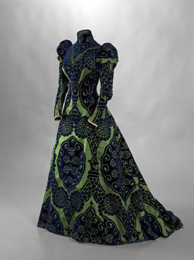 TEA GOWN